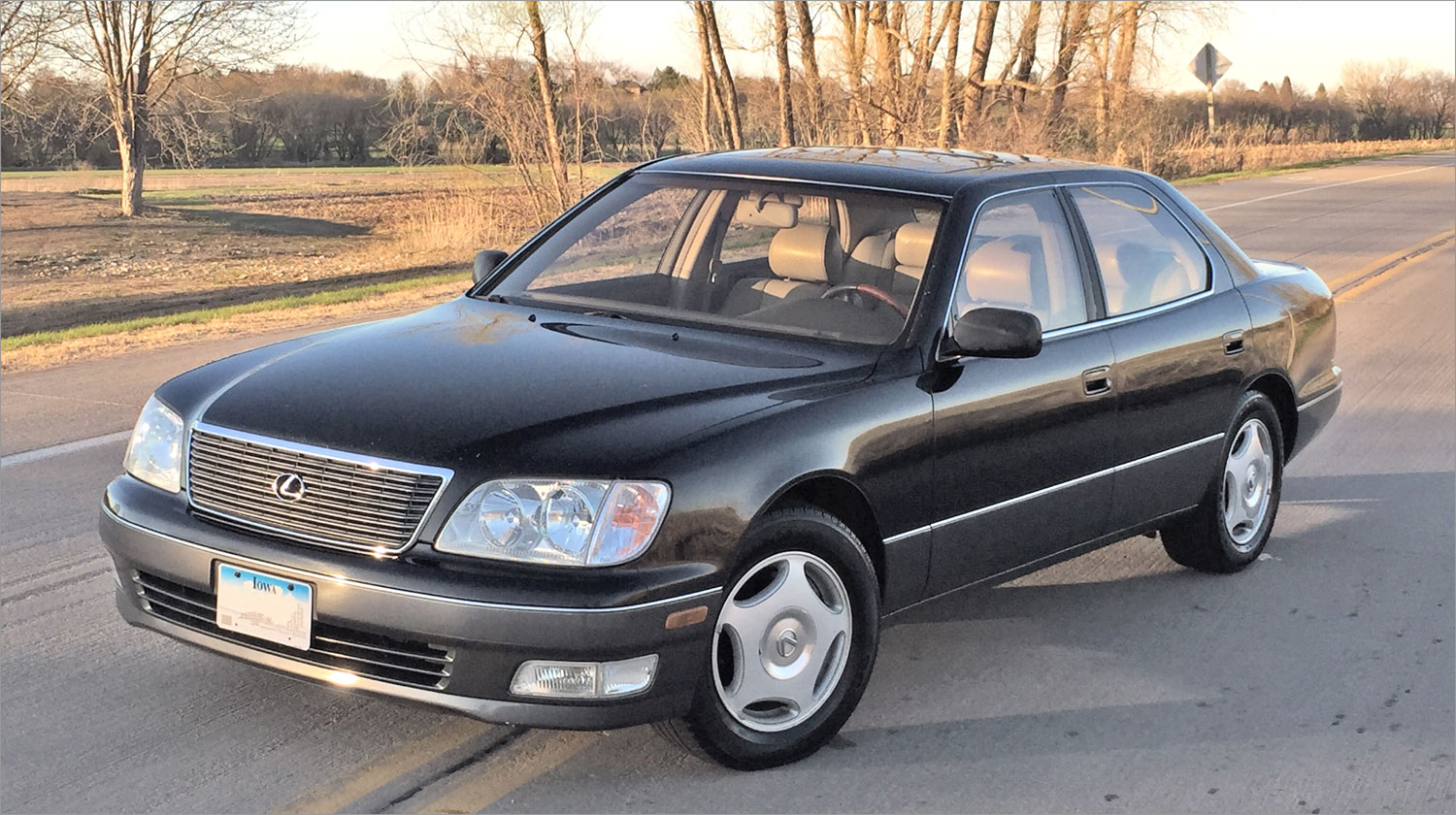 Gregory's 1998 Lexus LS400